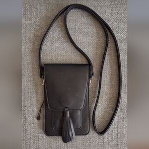 Firm Final price!*Harper Crossbody
